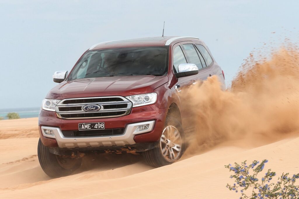 2018 Ford Everest sand