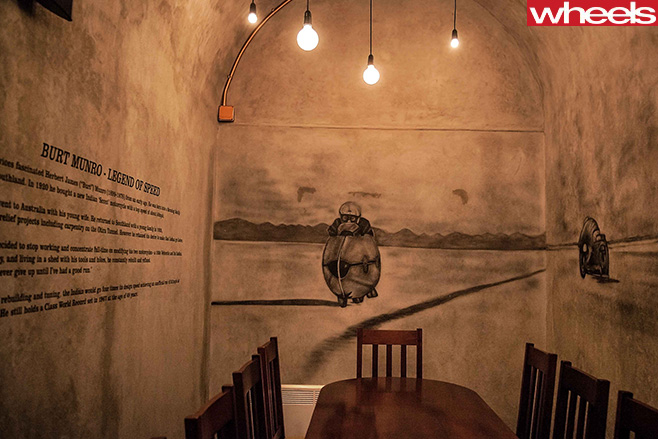 Burt -Munro -Murial