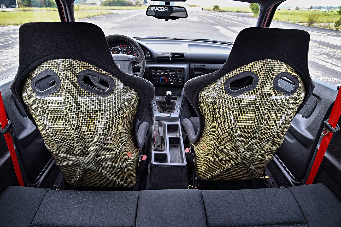 BMW E36 M3 Compact interior