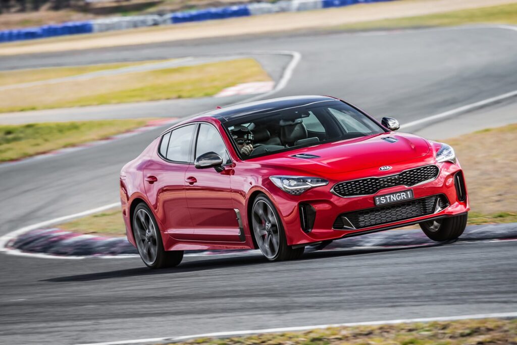 2017 Kia Stinger GT quick review