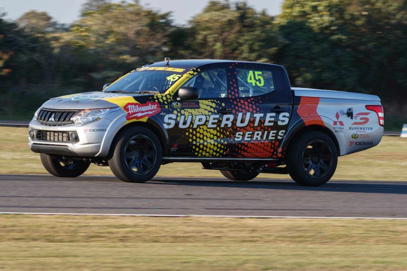 mitsubishi superute