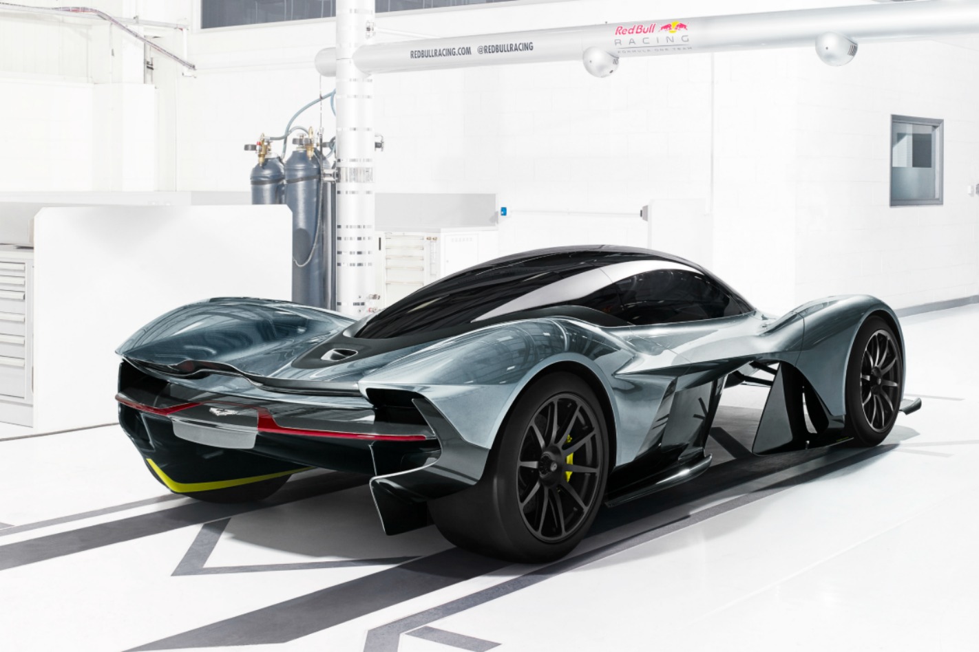 Aston Martin AM-RB 001 Rear Main