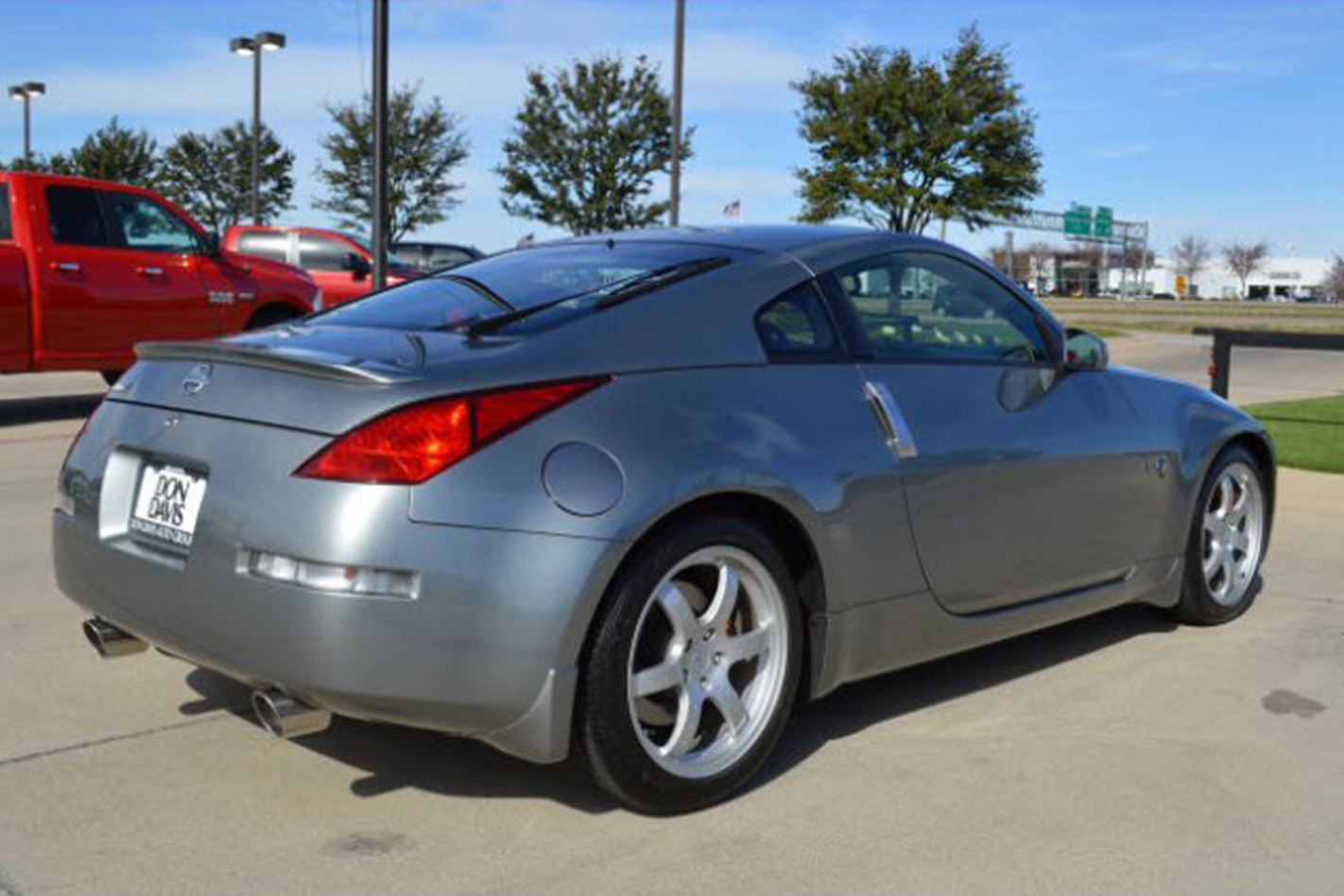 First 2003 Nissan 350Z rear