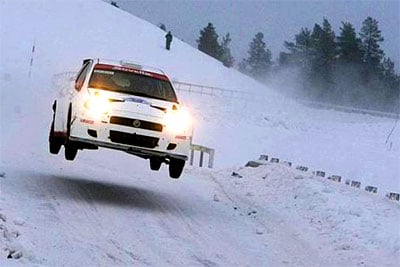 Raikkonen turns to rally