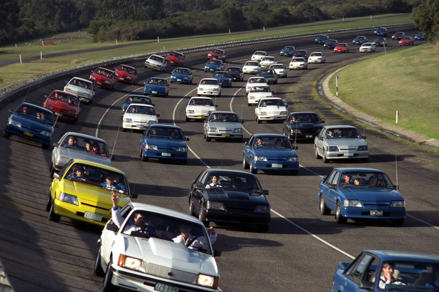 Toyota-convoy.jpg