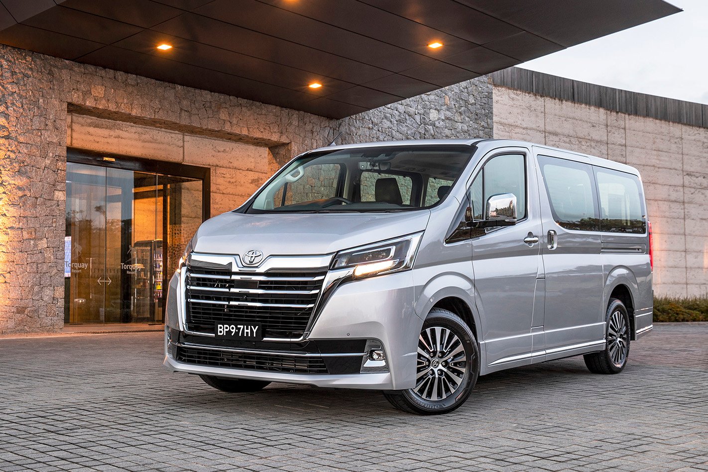 2020 Toyota Granvia VX