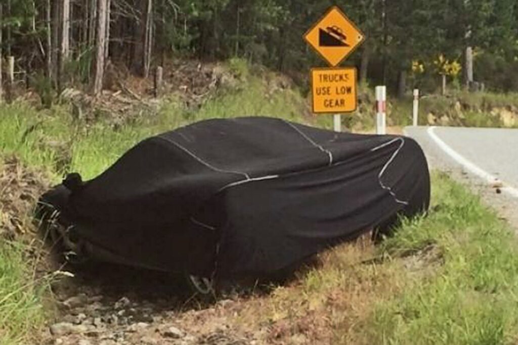 McLaren F1 supercar crash