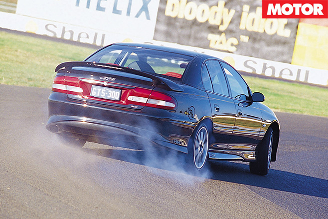 HSV-GTS-rear -wheel -spinning