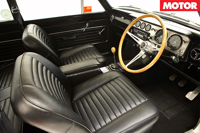 Lotus cortina interior front