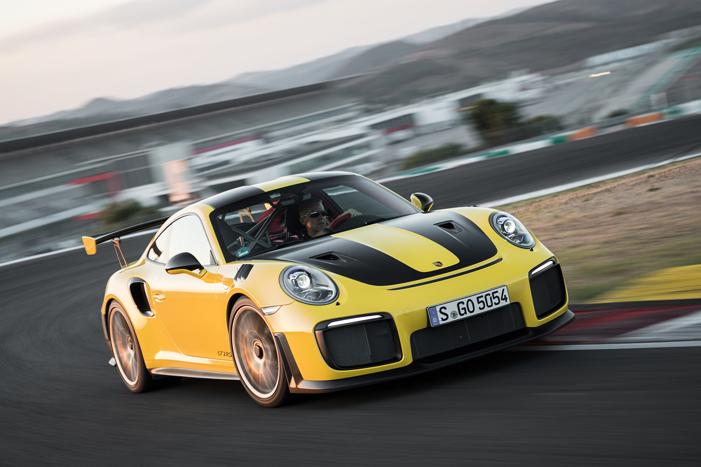 2018 Porsche 911 GT2 RS racetrack