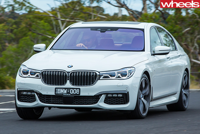 BMW-750i -driving -front