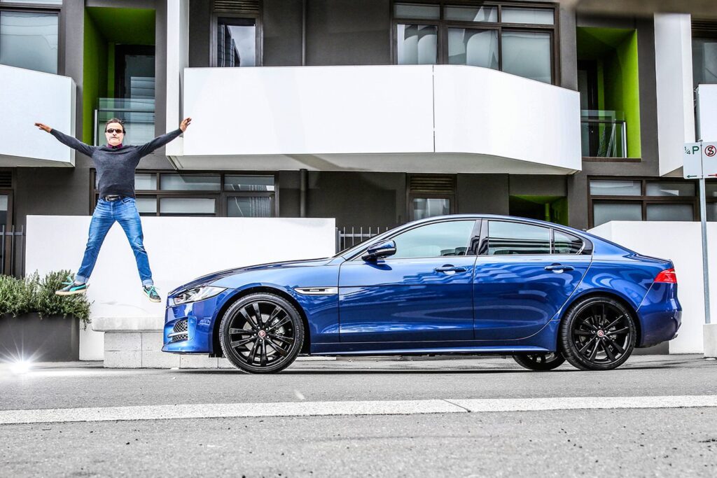 2016 Jaguar XE