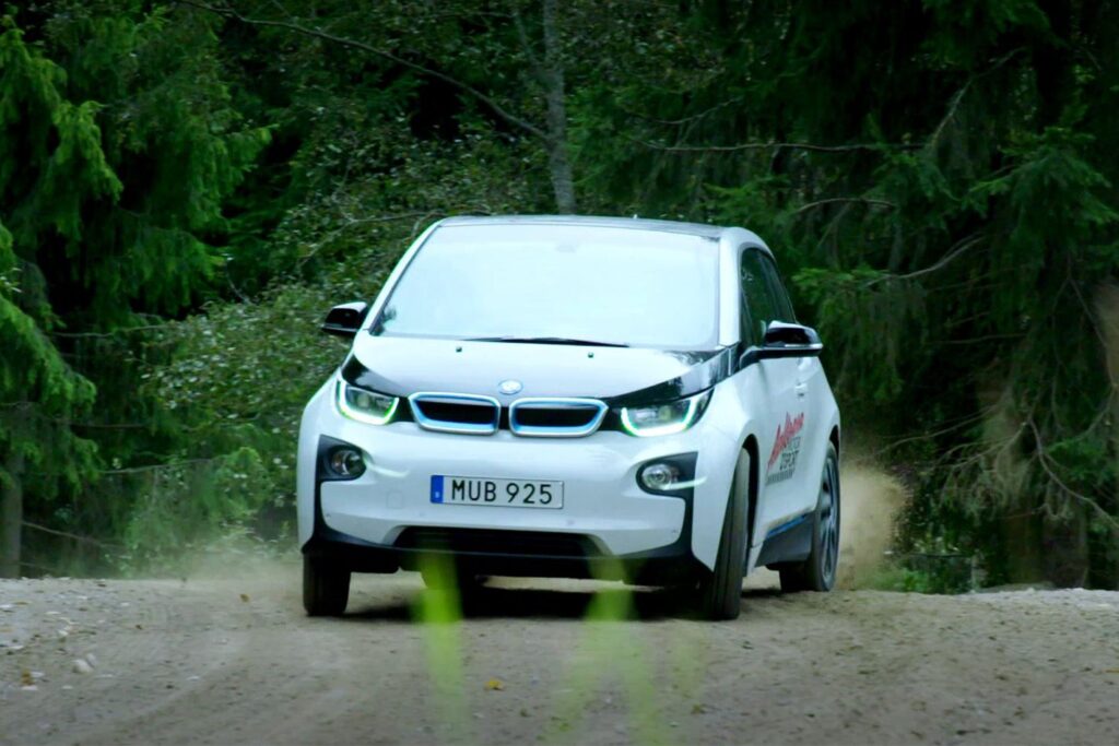 BMW i3 drifted by Rauno Aaltonen
