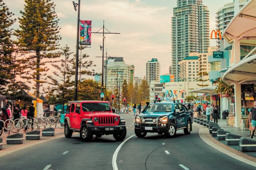 Wrangler vs D-Max zombie apocalypse