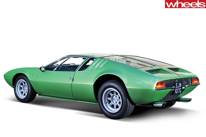 1967-De -Tomaso -Mangusta -rear -side