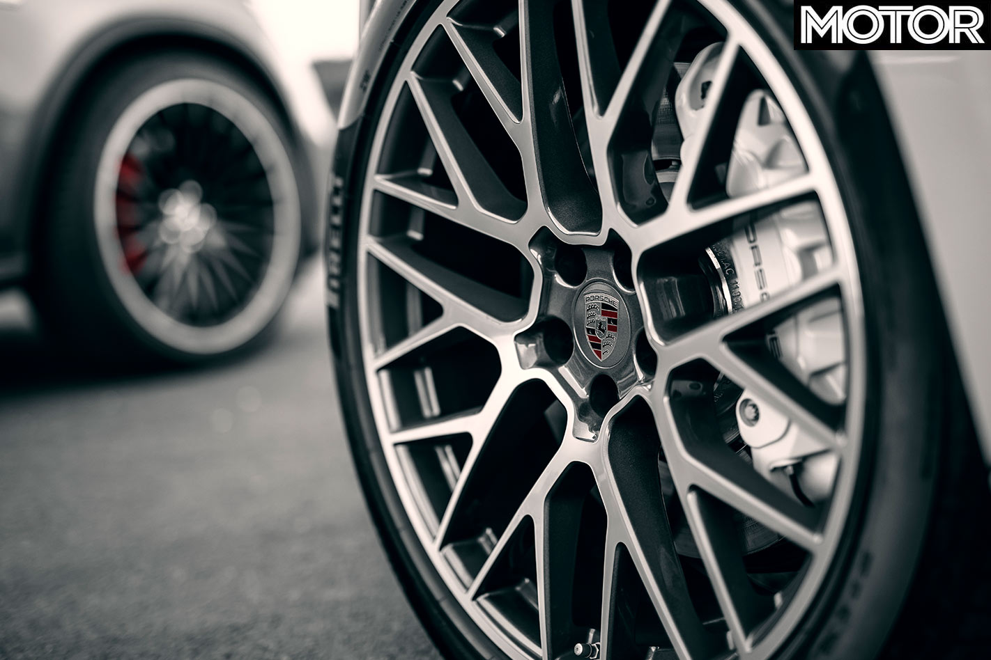 Porsche Macan Turbo wheel