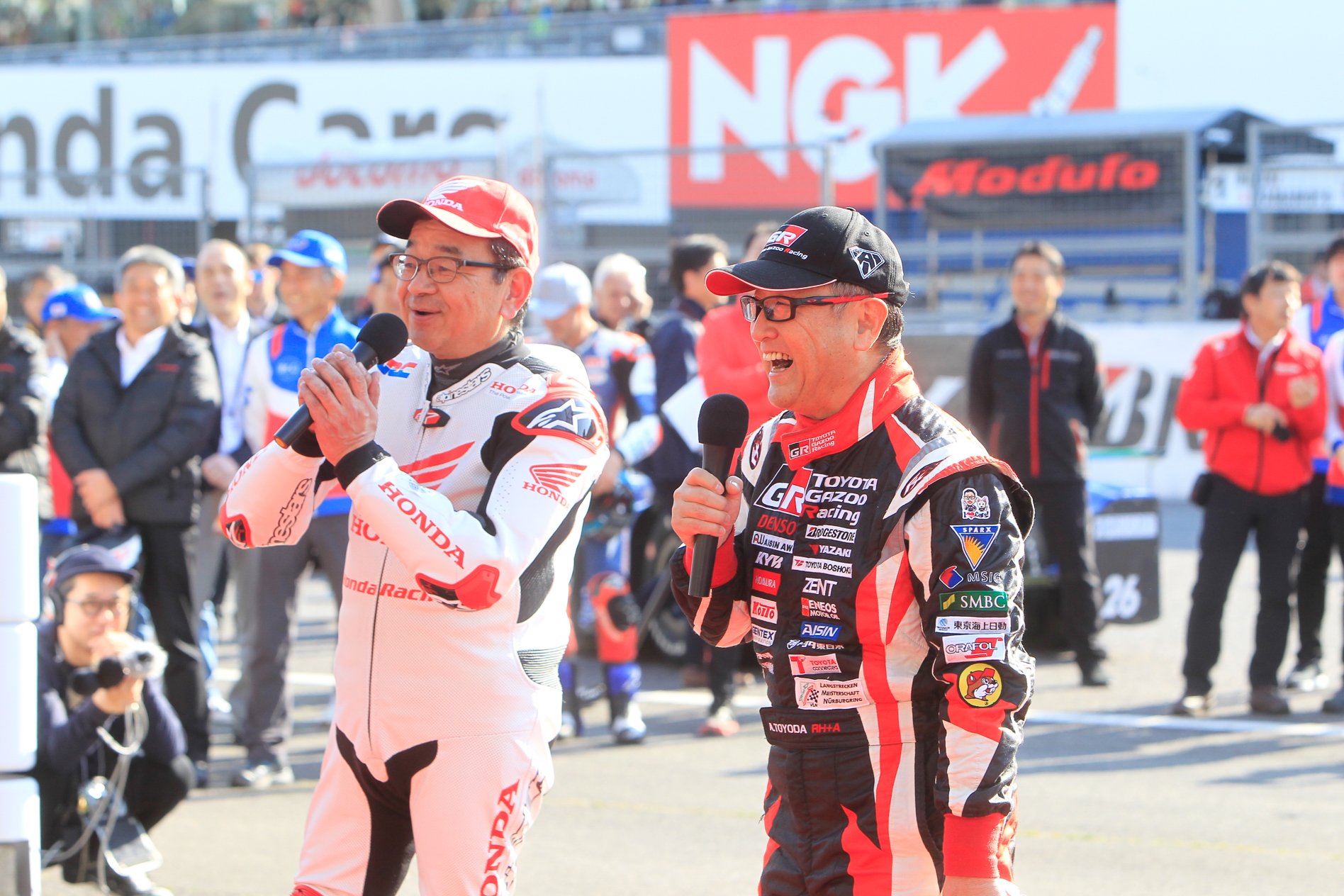 takahiro hachigo and akio toyoda