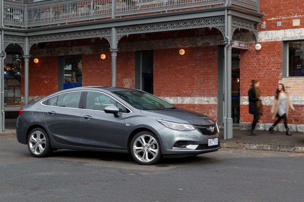 2017 Holden Astra sedan: Which spec is best?