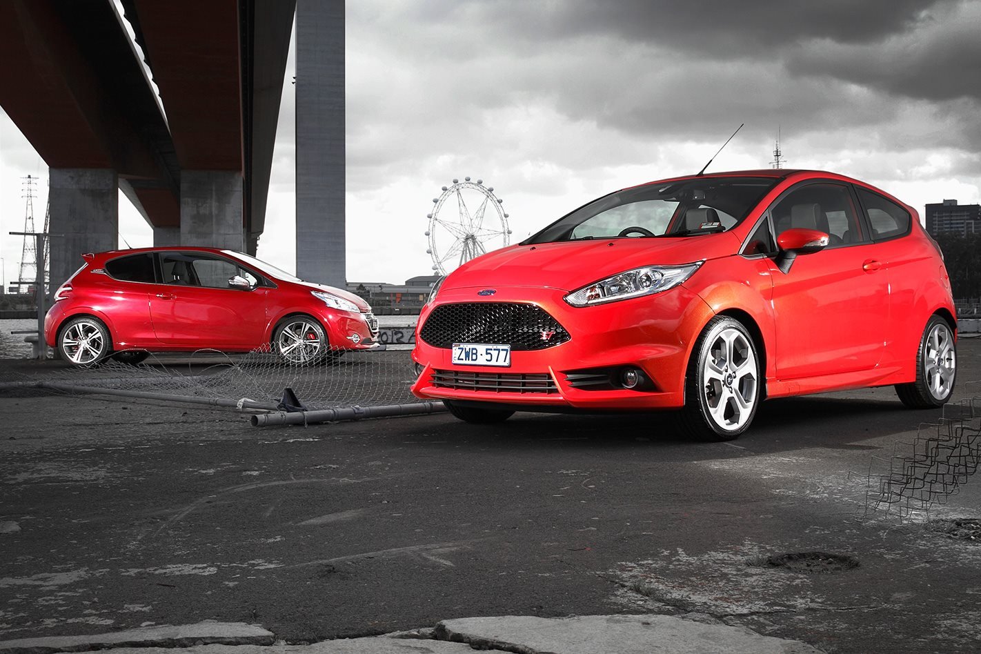 Ford Fiesta ST vs Peugeot 208 GTi