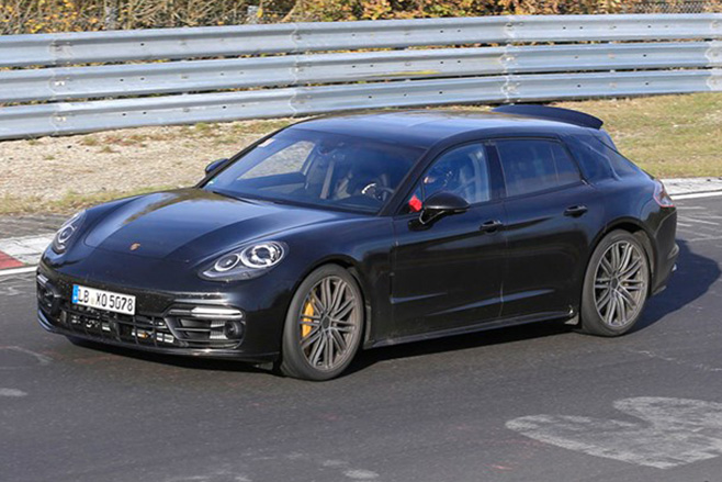 2017 Porsche Panamera
