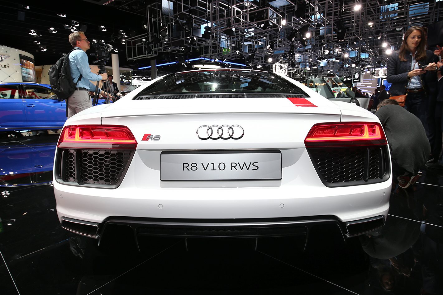 2017 Audi R8 V10 RWS 1_main.j