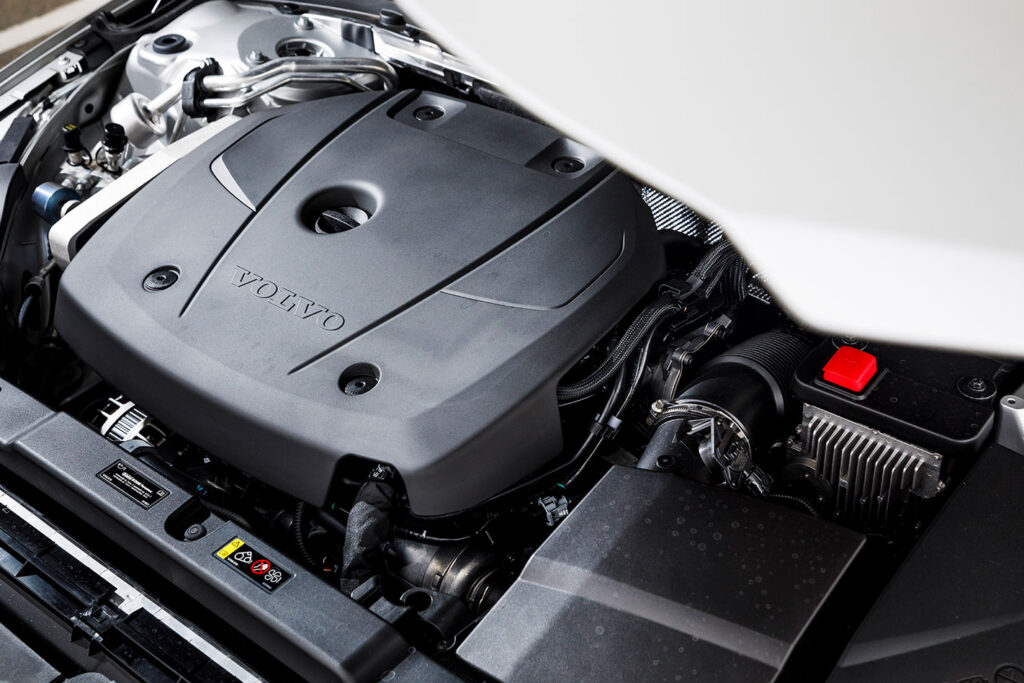 Volvo engine
