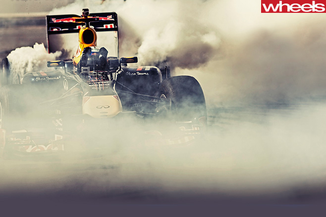 Daniel -Ricciardo -F1-racing -red -bull