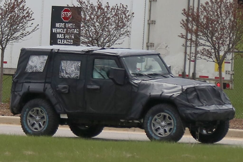 2018 Jeep Wrangler spy pics