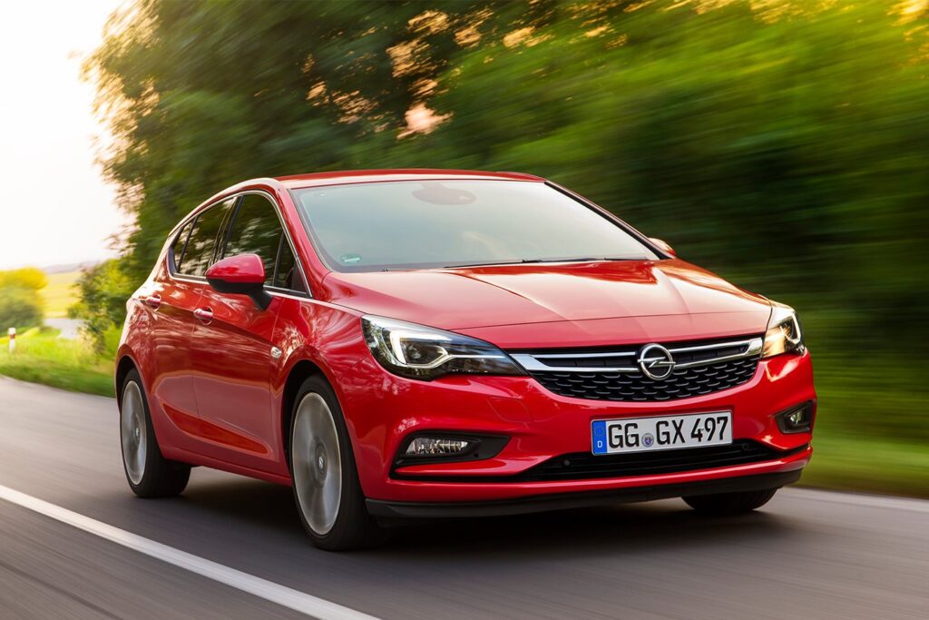 Holden Astra driving front