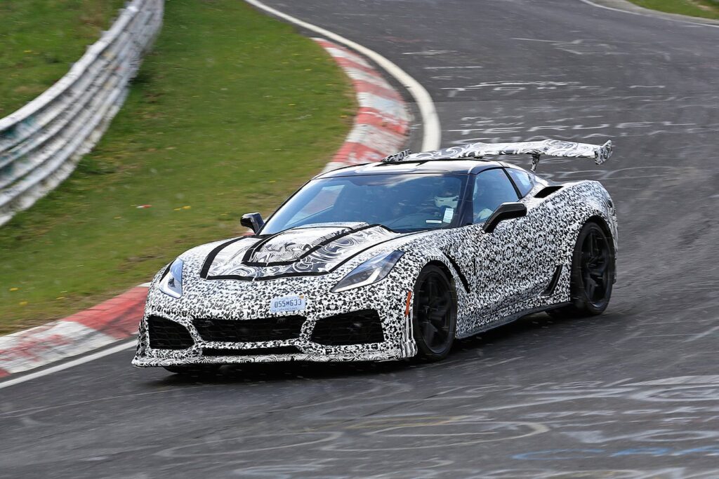 2018 Chevrolet Corvette ZR1 prototype attacks Nurburgring in the snow