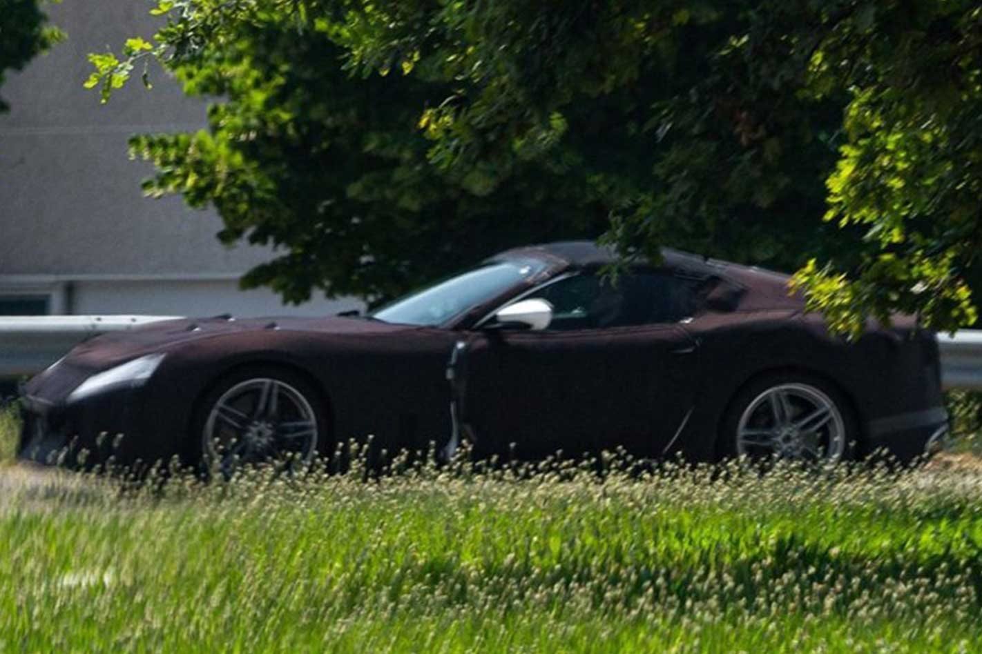 Ferrari 812 Spider September reveal