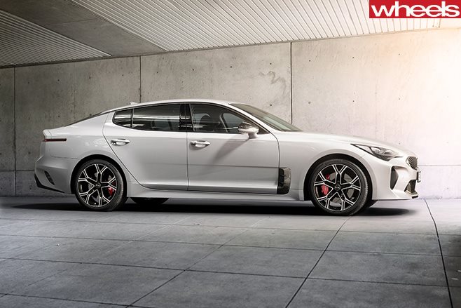 2017 Kia Stinger GT vs 2018 Holden Commodore