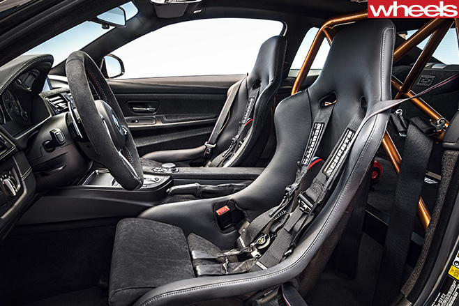 BMW-M4-GTS-roll -cage
