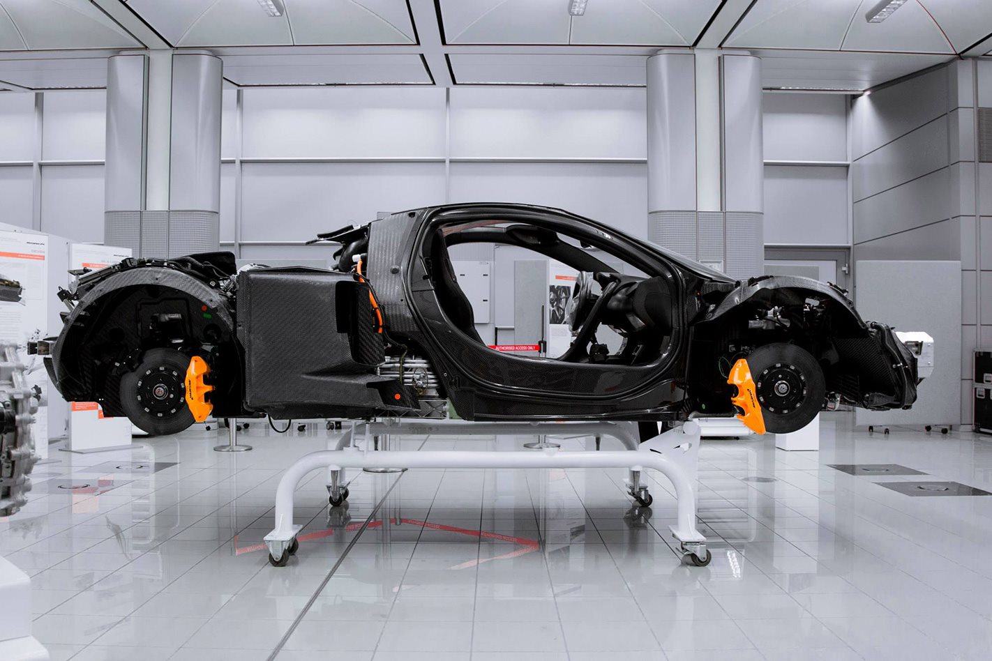 McLaren P1 675LT