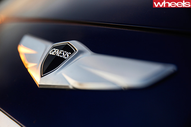 Hyundai -Genesis -badge