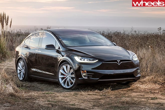 Black -Tesla -Model -X