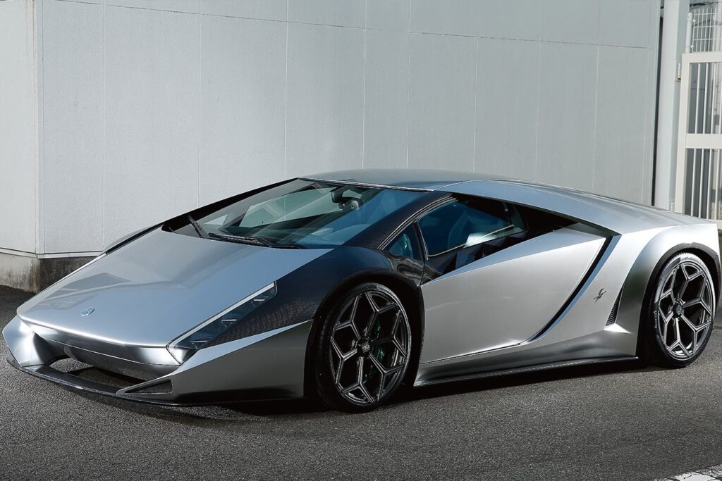 Kode 0 Lamborghini Aventador front