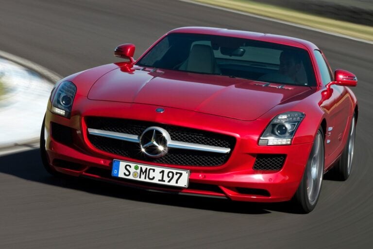 Mercedes AMG SLS