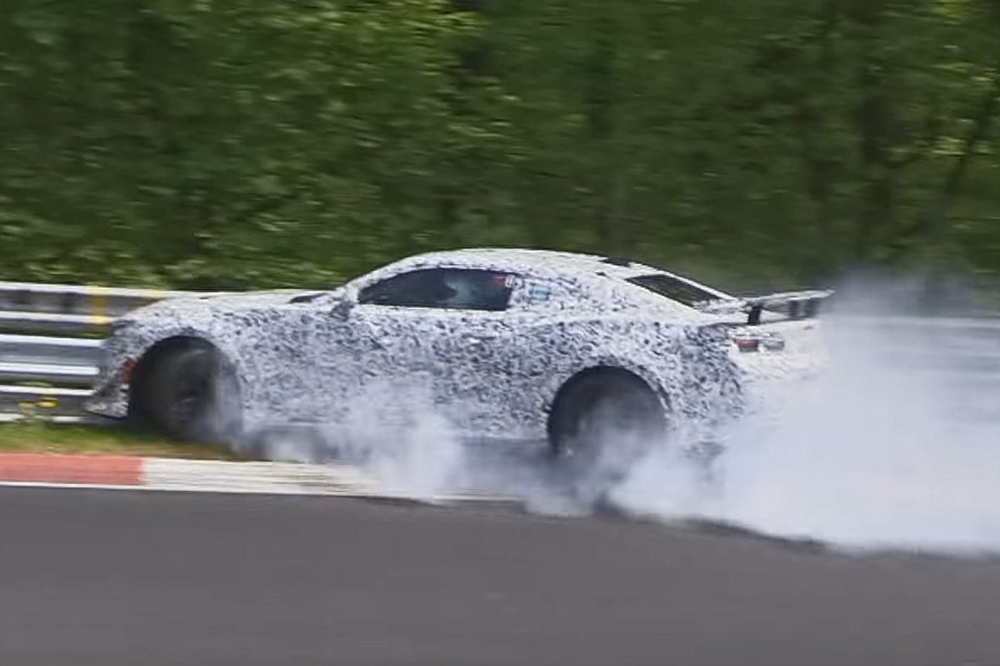 Chevrolet Camaro Z/28 prototype crashes at Nürburgring