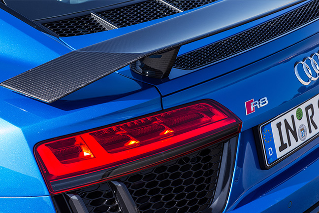 42-AUDI-R8