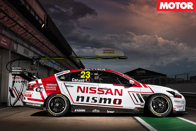 Nissan nismo side