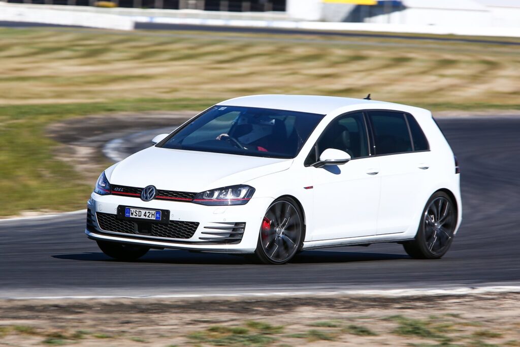 VW Golf GTI Performance