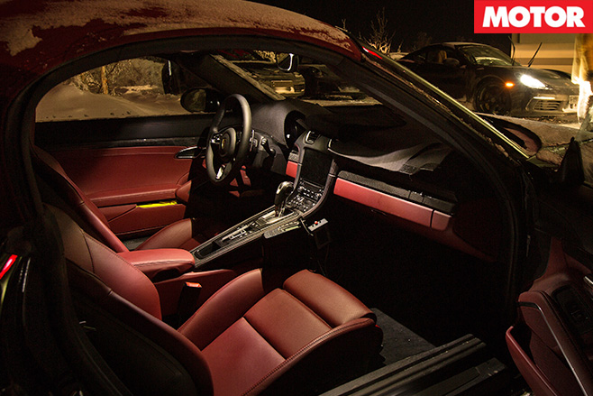 Porsche 718 boxster interior