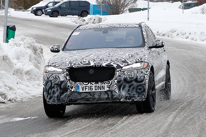 Jaguar F-Pace SVR front