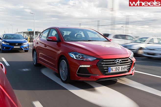 2016-Hyundai -Elantra -SR-driving -front -side