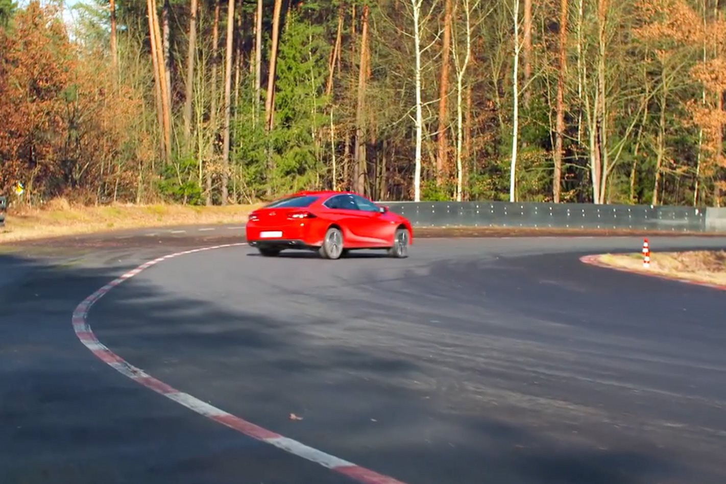 2018 Holden Commodore AWD shows off power oversteer main