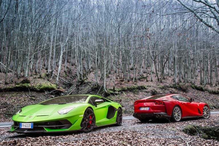 2019 Lamborghini Aventador SVJ vs Ferrari 812 Superfast performance comparison review