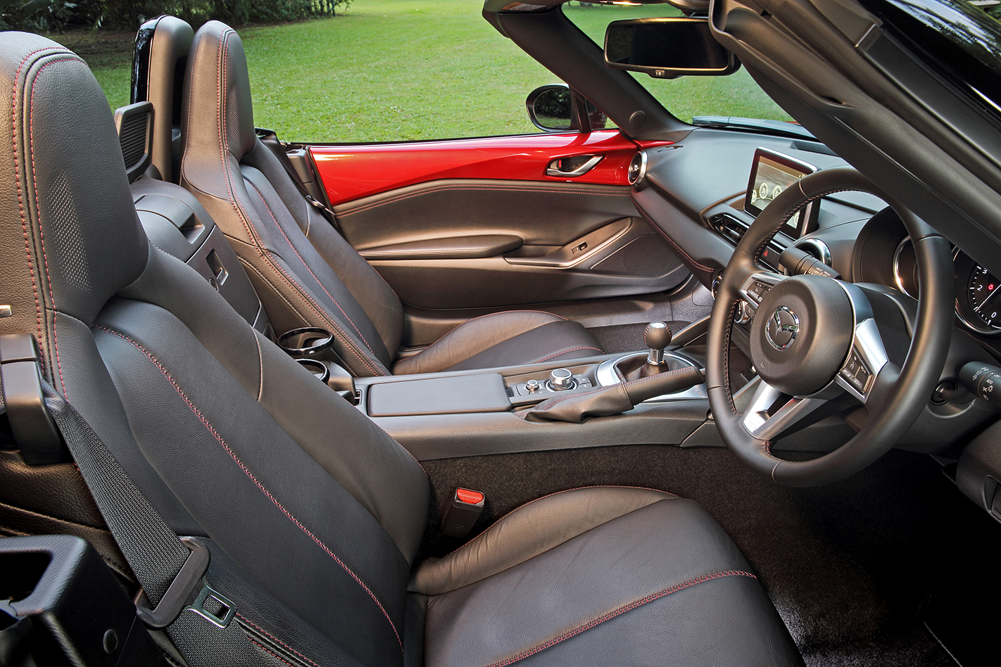 2015 Mazda MX-5 review
