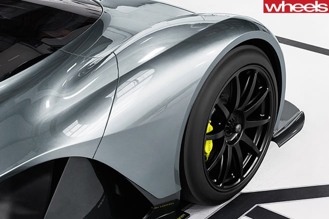Aston Martin Red Bull AM-RB 001 Tyres