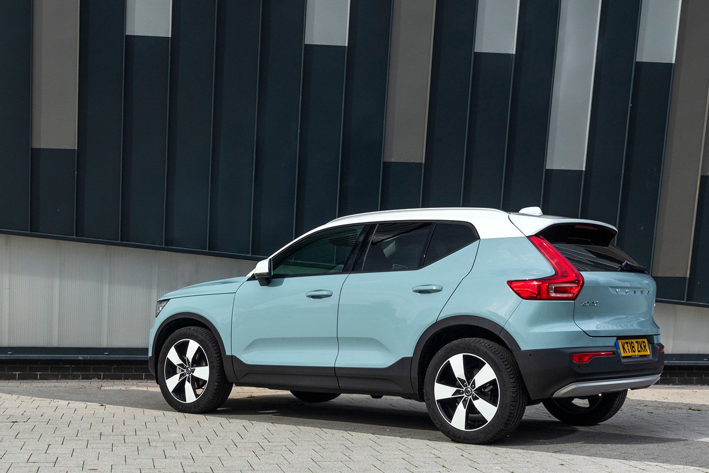 volvo xc40